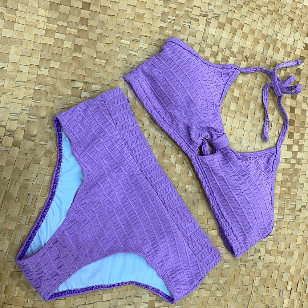 Biquini-topo-canelado-texturizado-recortado-em-frente-amarrar-bojo-removivel-4