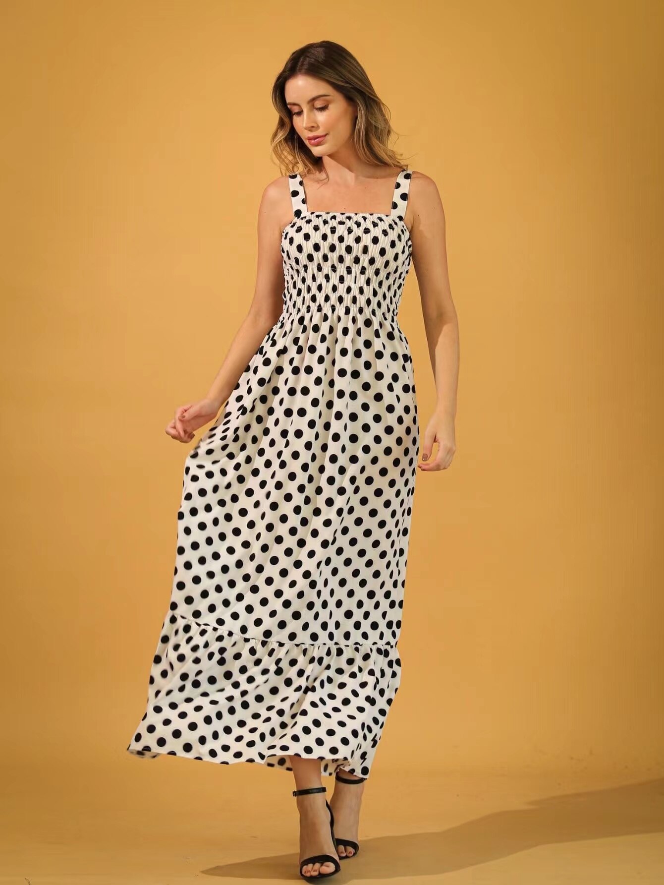 VESTIDO-FEMININO-SANFONADO-ALCINHA-VER-O-COM-DESENHO-BOLINHA-3