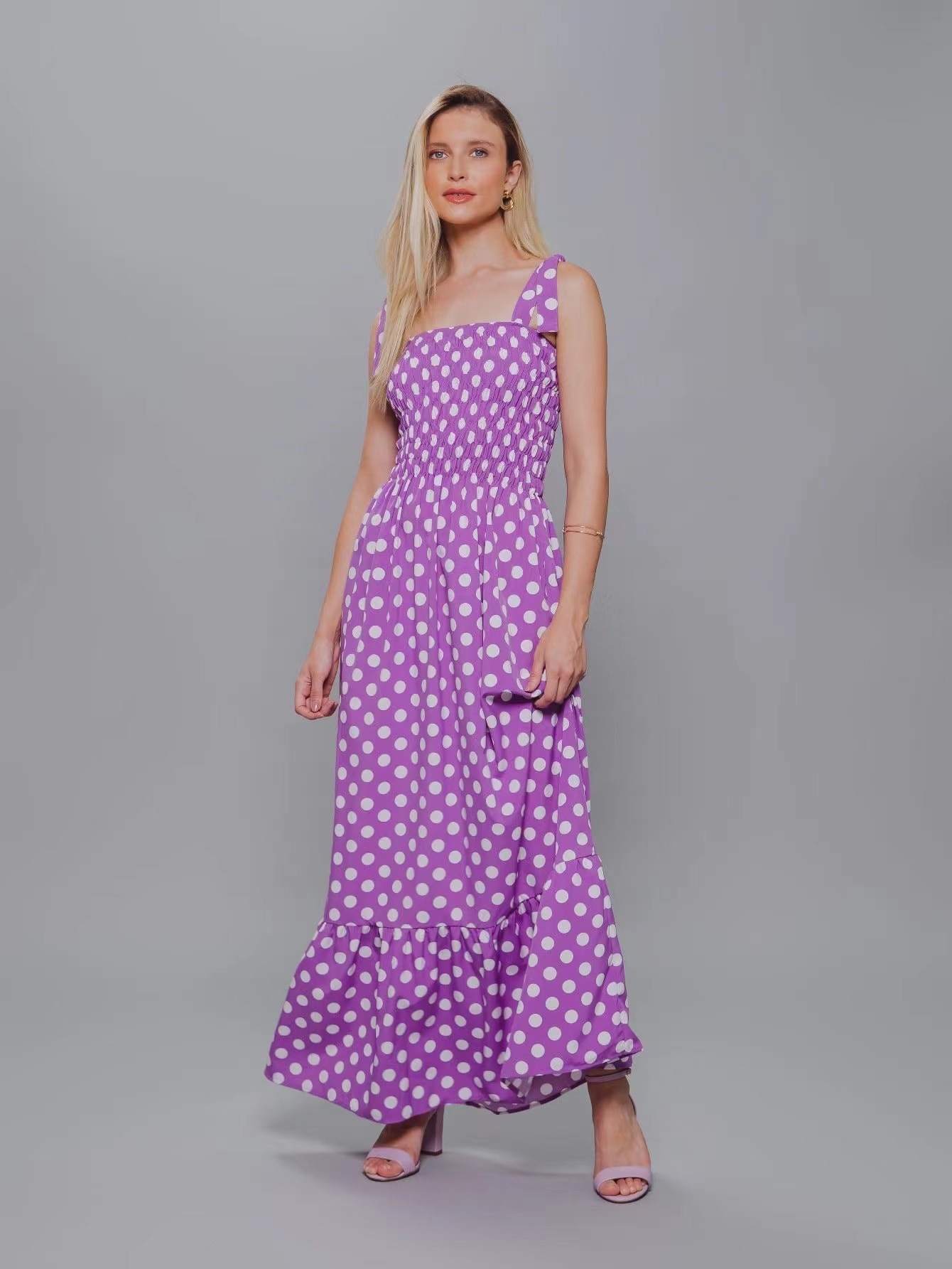 VESTIDO-FEMININO-SANFONADO-ALCINHA-VER-O-COM-DESENHO-BOLINHA