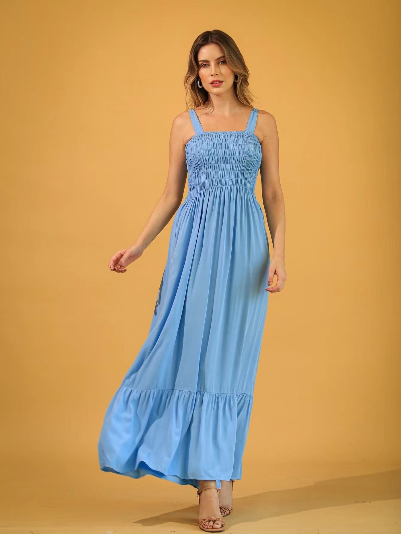 Vestido-Longo-Em-Lastex-Com-Al-a-Em-Tiras-De-Amarra-Mais-Cores-2