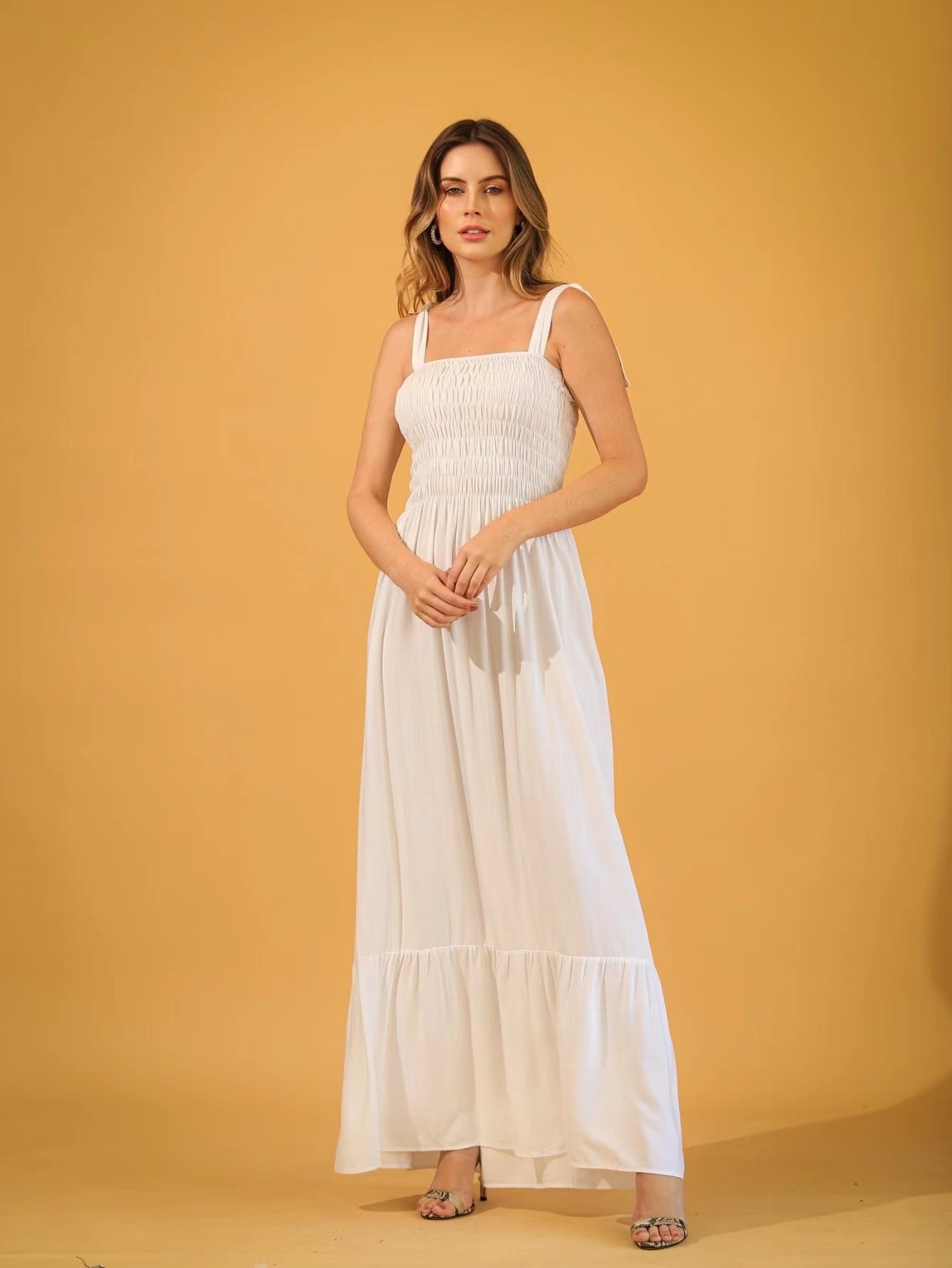 Vestido-Longo-Em-Lastex-Com-Al-a-Em-Tiras-De-Amarra-Mais-Cores-5