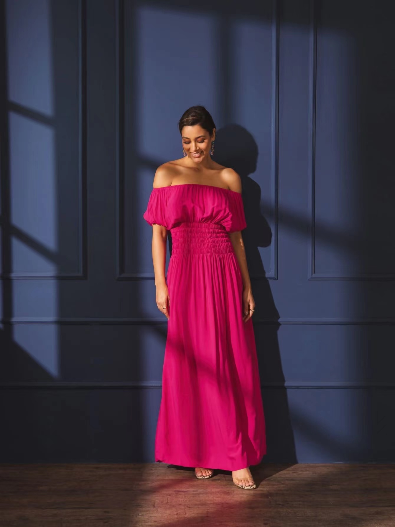 Vestido-Longo-Lastex-na-Cintura-Manga-Curta-Ciganinha-3