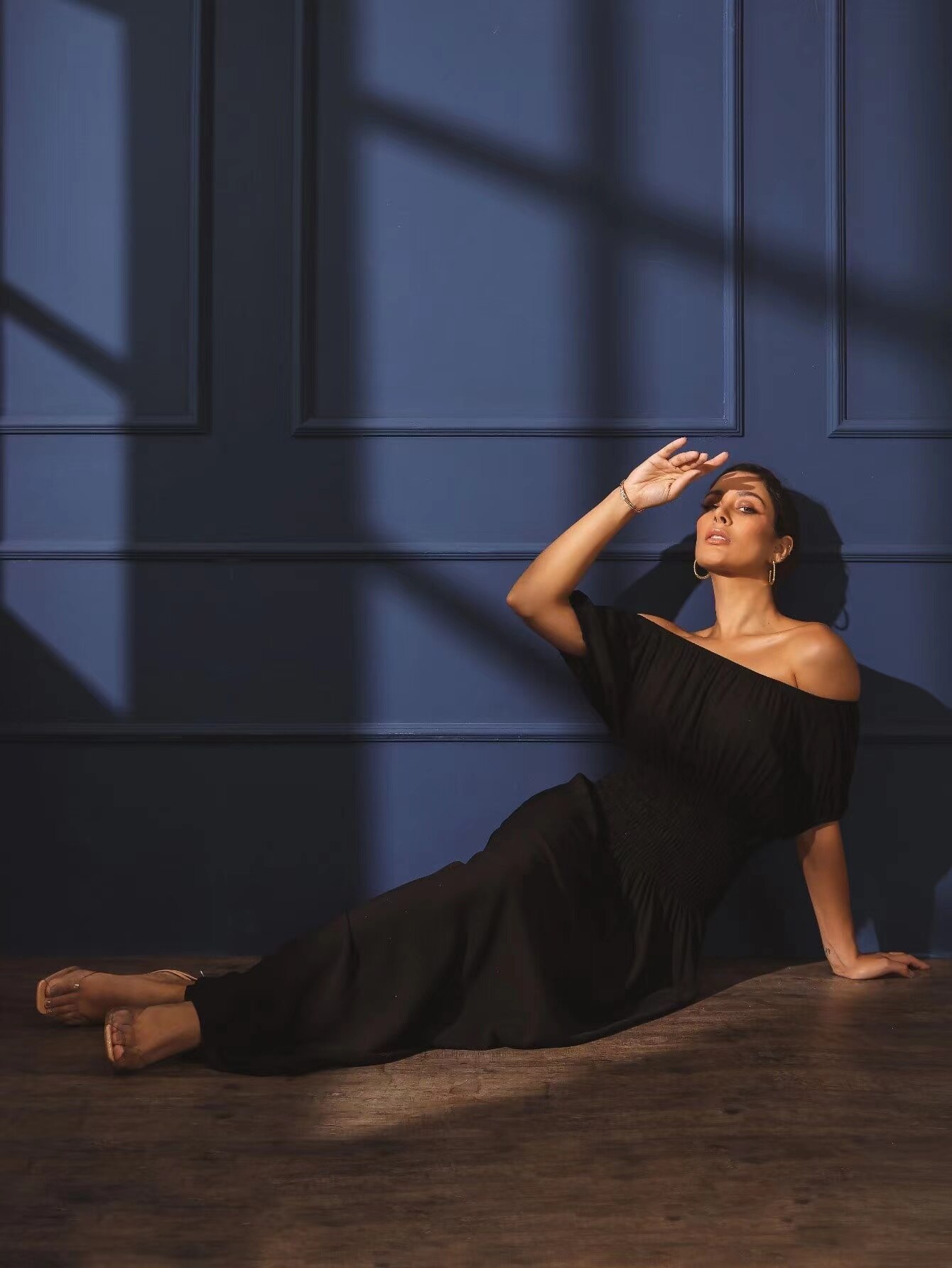 Vestido-Longo-Lastex-na-Cintura-Manga-Curta-Ciganinha-4