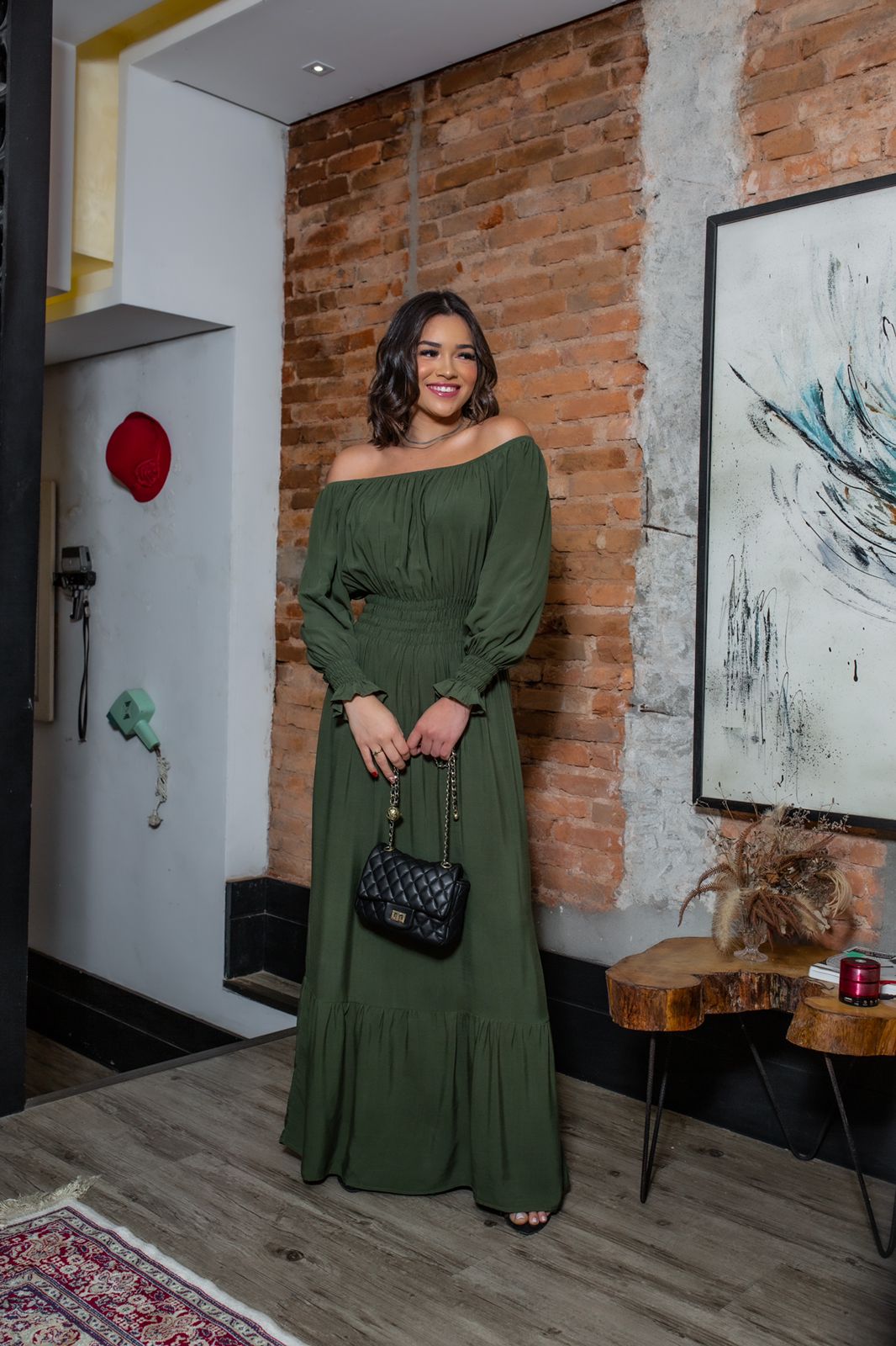 Vestido-longo-luxo-ombro-manga-longa-viscolinho